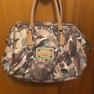 Guess hand bag